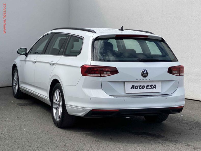 Volkswagen Passat - hlavní fotka
