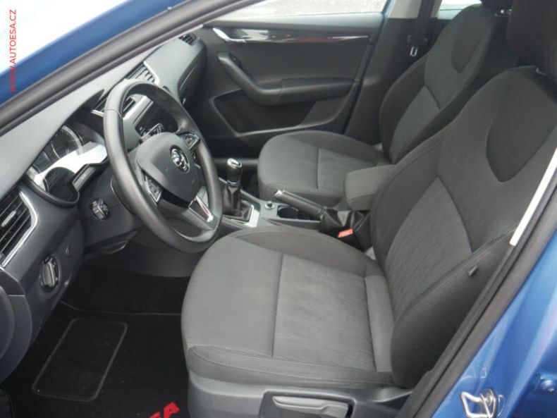 Škoda Octavia - hlavní fotka