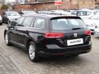 Volkswagen Passat - fotka číslo 5