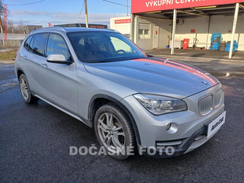 BMW X1 - hlavní foto