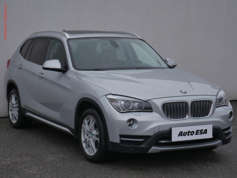 BMW X1 - hlavní foto