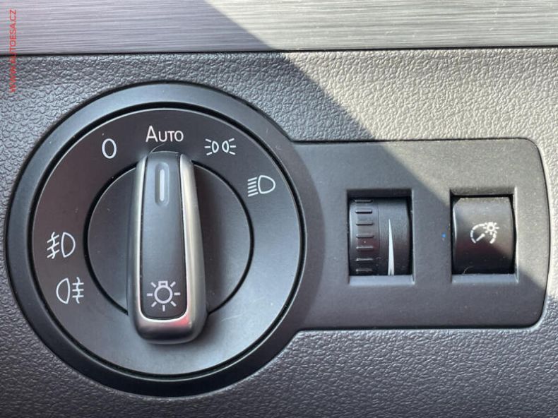 Volkswagen Touran - hlavní fotka