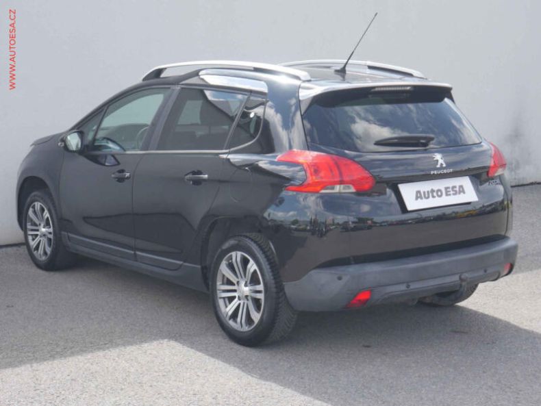 Peugeot 2008 - hlavní fotka