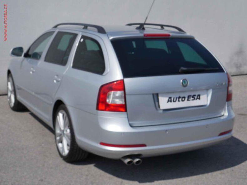 Škoda Octavia - hlavní fotka