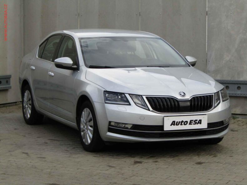 Škoda Octavia - hlavní foto