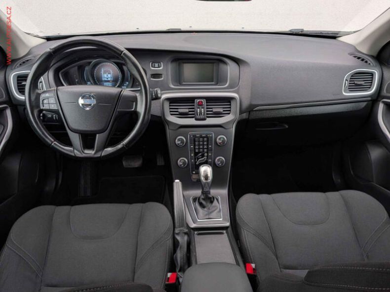 Volvo V40 - hlavní fotka
