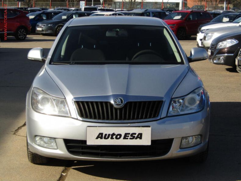 Škoda Octavia - hlavní fotka