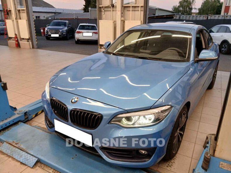 BMW Řada 2 - hlavní foto