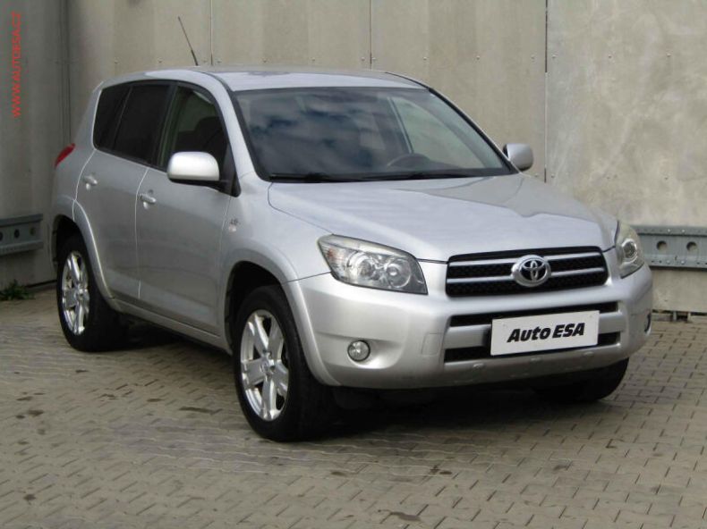 Toyota RAV 4 - hlavní fotka inzerátu