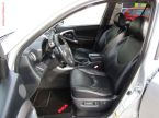 Toyota RAV 4 - fotka číslo 8