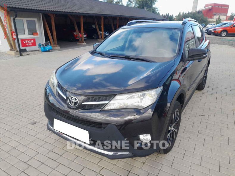Toyota RAV 4 - hlavní foto