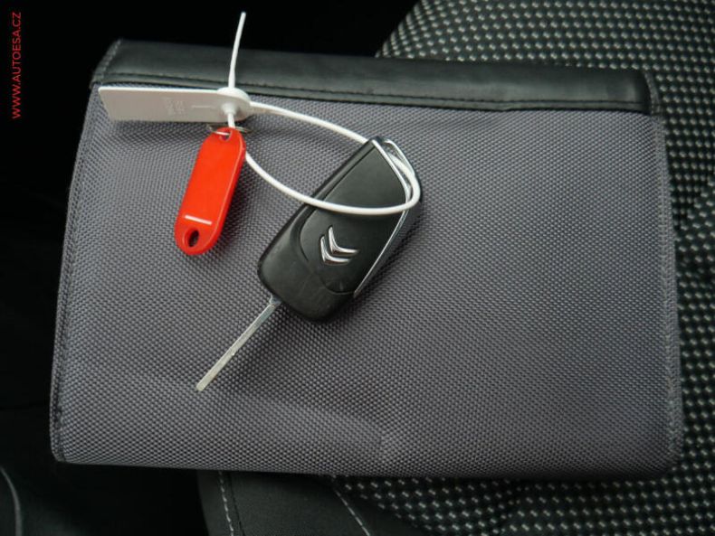 Citroën DS4 - hlavní fotka