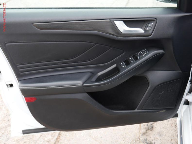 Ford Focus - hlavní fotka