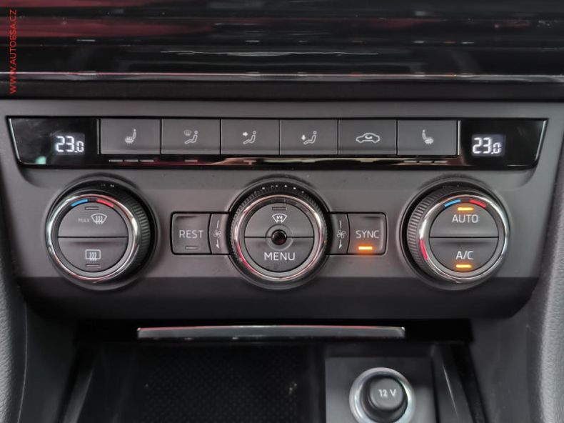 Škoda Superb - hlavní fotka