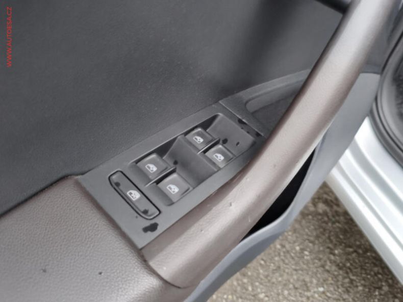 Škoda Octavia - hlavní fotka