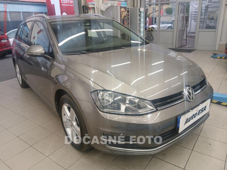 Volkswagen Golf - hlavní fotka inzerátu