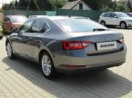 Škoda Superb - fotka číslo 5