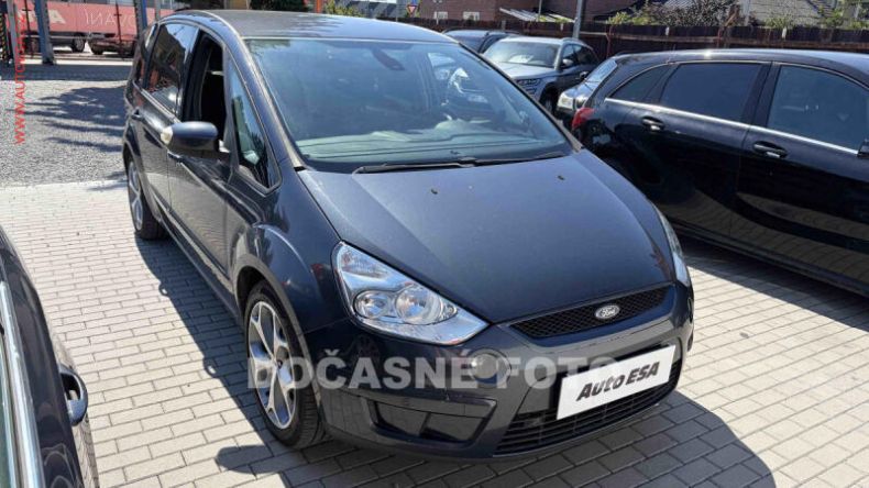 Ford S-MAX - hlavní fotka inzerátu