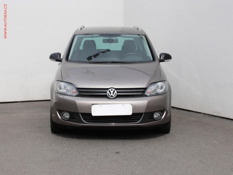 Volkswagen Golf - hlavní fotka