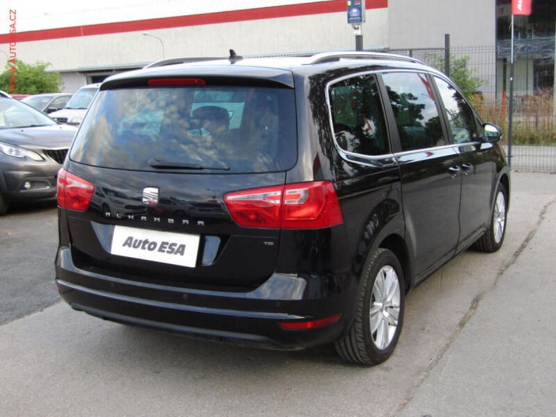 Seat Alhambra - hlavní fotka
