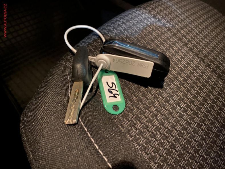 Peugeot 308 - hlavní fotka