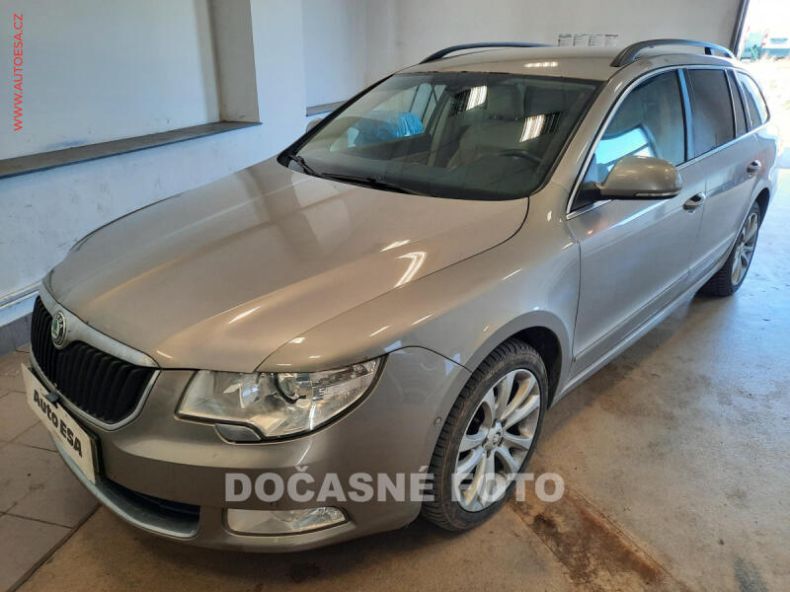 Škoda Superb - hlavní fotka inzerátu