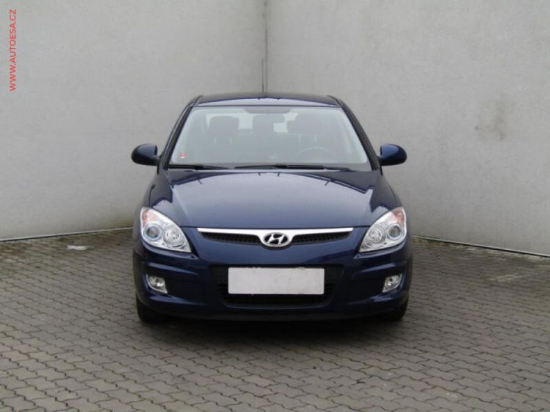 Hyundai i30 - hlavní fotka