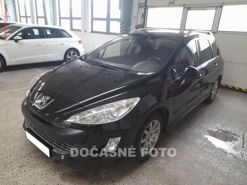 Peugeot 308 - hlavní fotka