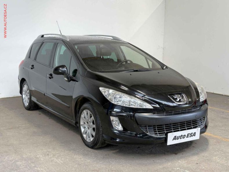 Peugeot 308 - hlavní foto
