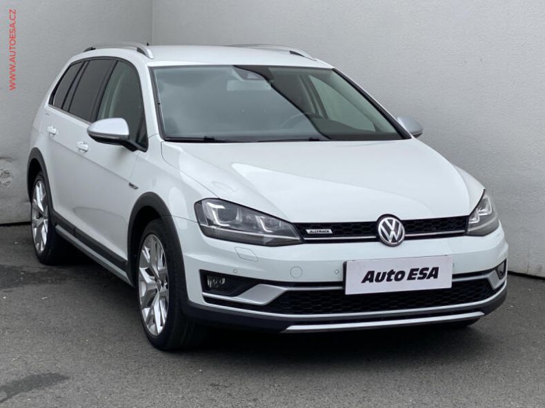 Volkswagen Golf - hlavní foto