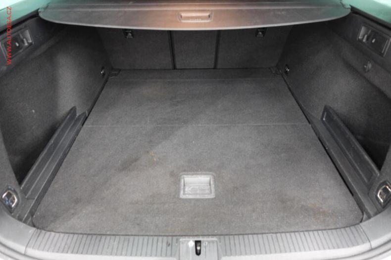 Volkswagen Passat - hlavní fotka