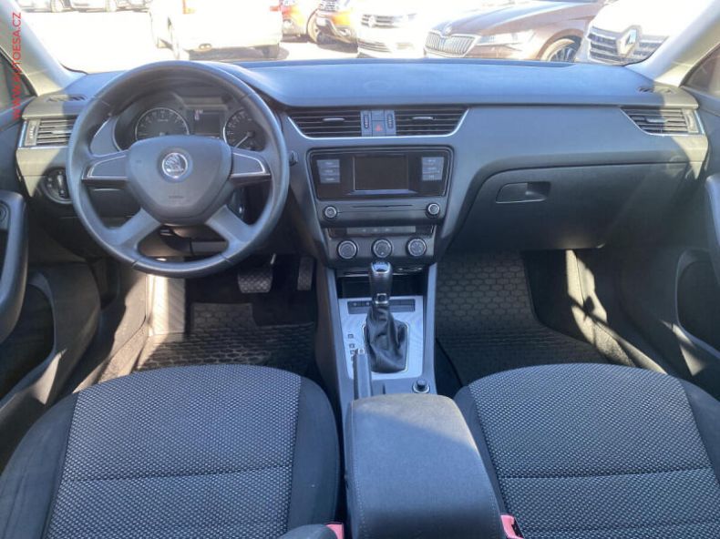 Škoda Octavia - hlavní fotka