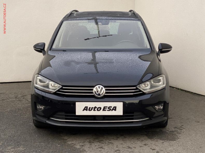 Volkswagen Golf - hlavní fotka