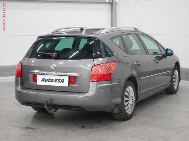 Peugeot 407 - hlavní fotka