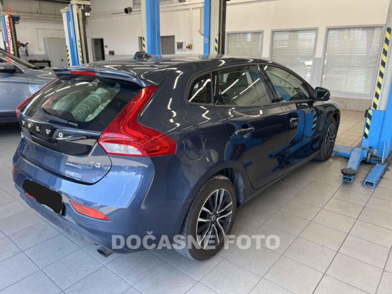 Volvo V40 - hlavní fotka inzerátu