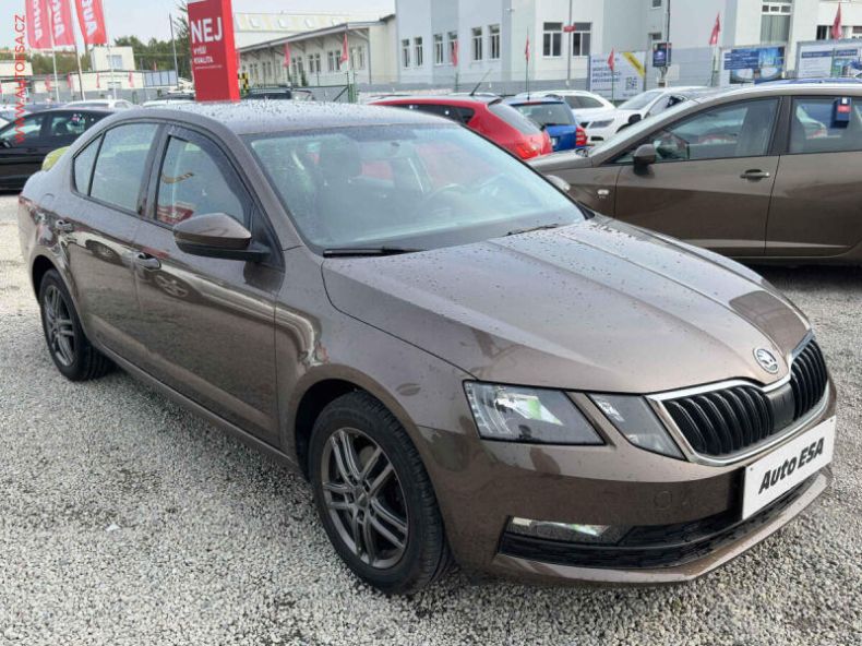 Škoda Octavia - hlavní foto