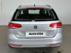 Volkswagen Passat - fotka číslo 4