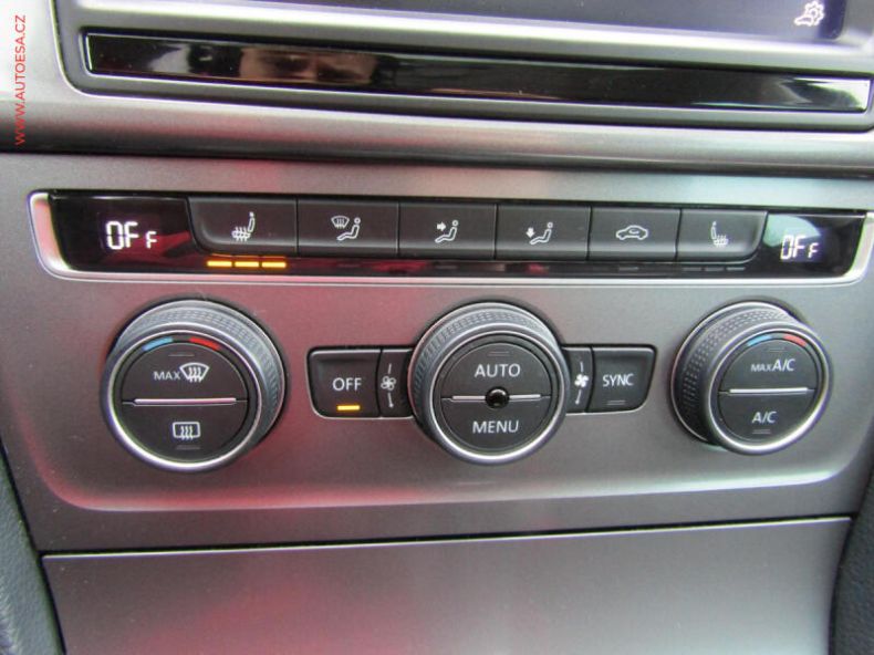 Volkswagen Golf - hlavní fotka