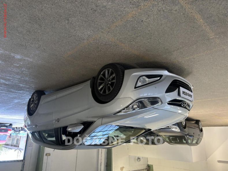 Hyundai i40 - hlavní fotka inzerátu