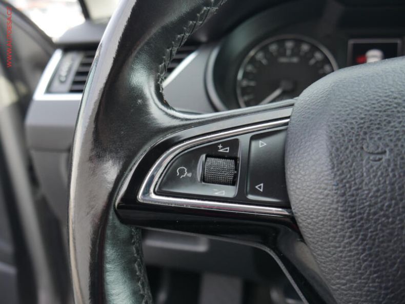 Škoda Octavia - hlavní fotka