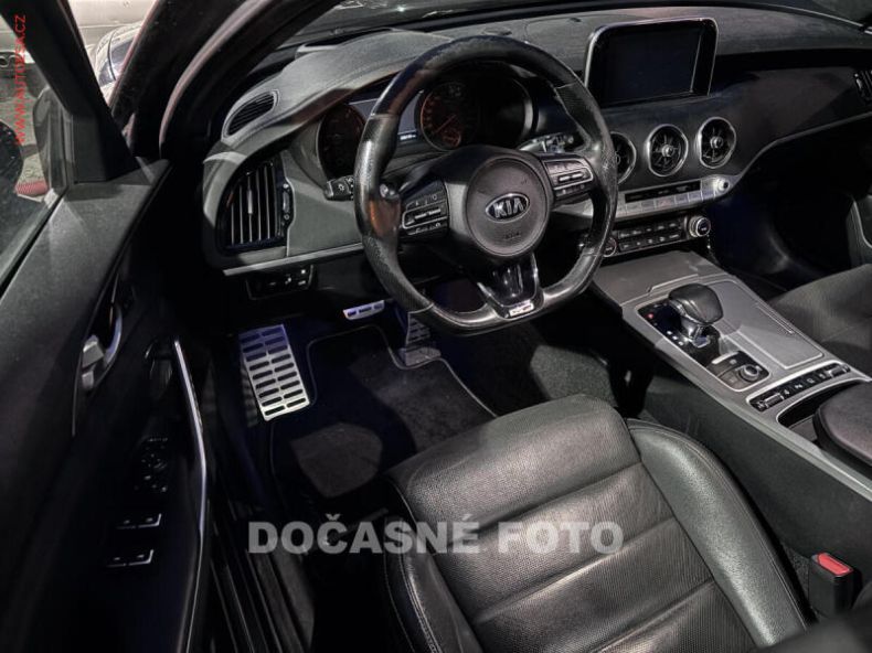 Kia Stinger - hlavní fotka