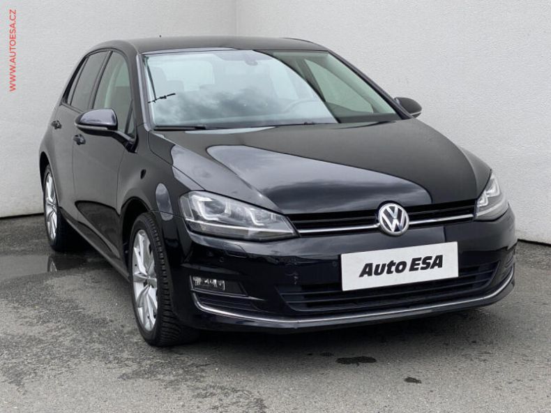 Volkswagen Golf - hlavní foto