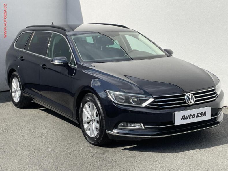Volkswagen Passat - hlavní foto