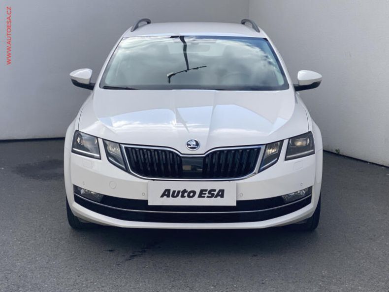 Škoda Octavia - hlavní fotka