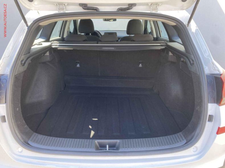 Hyundai i30 - hlavní fotka