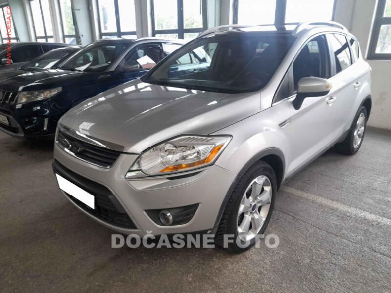 Ford Kuga - hlavní foto