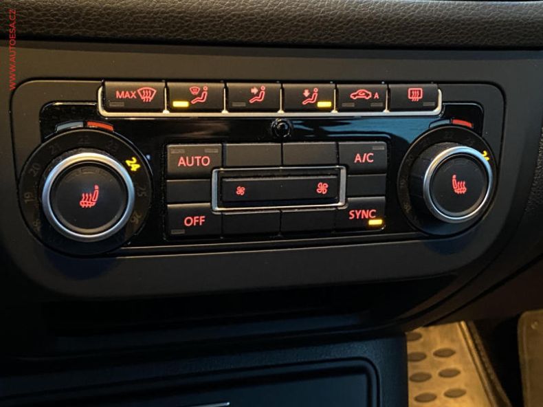 Volkswagen Golf - hlavní fotka