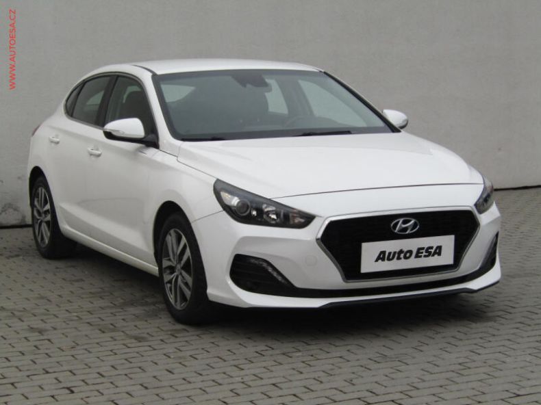 Hyundai i30 - hlavní foto