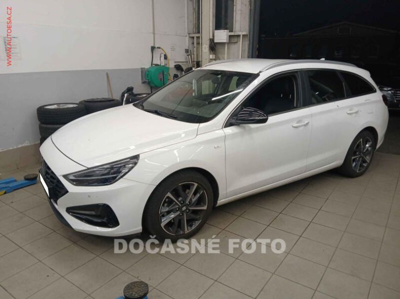 Hyundai i30 - hlavní foto