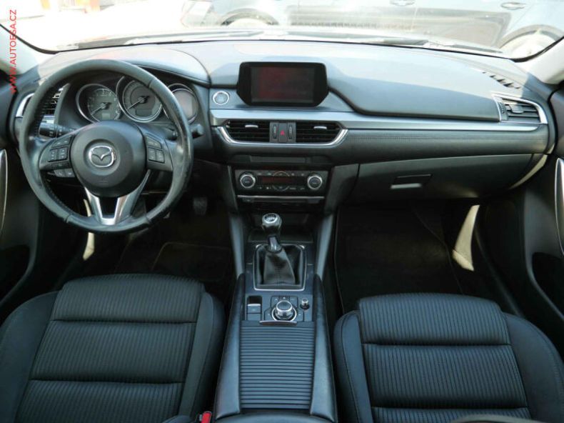 Mazda 6 - hlavní fotka